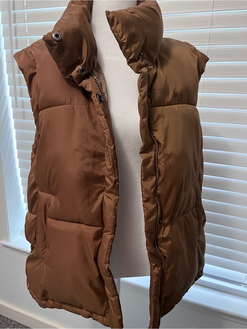 Women's Brown Puffer Vest - Unbranded